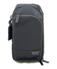 TUMI（トゥミ）の古着「ボディーバッグ」｜ブラック