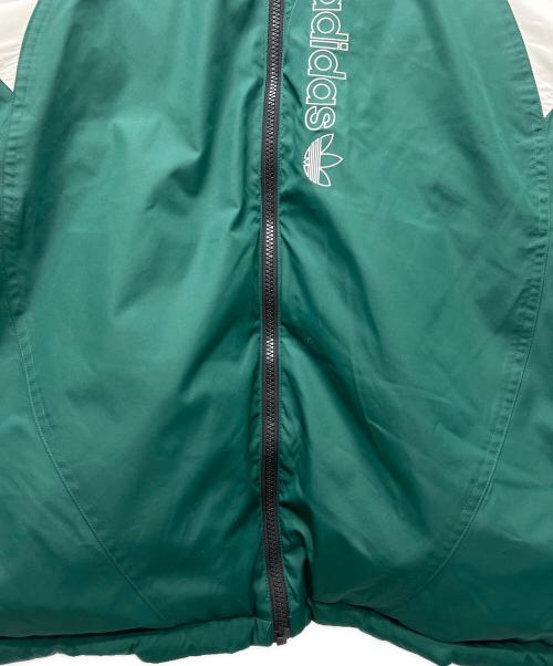 adidas Originals（アディダスオリジナル）adidas Originals (アディダスオリジナル) M JKT DOWN REV COLLEGIATEGREEN グリーン×ホワイト サイズ:ＸＬの古着・服飾アイテム