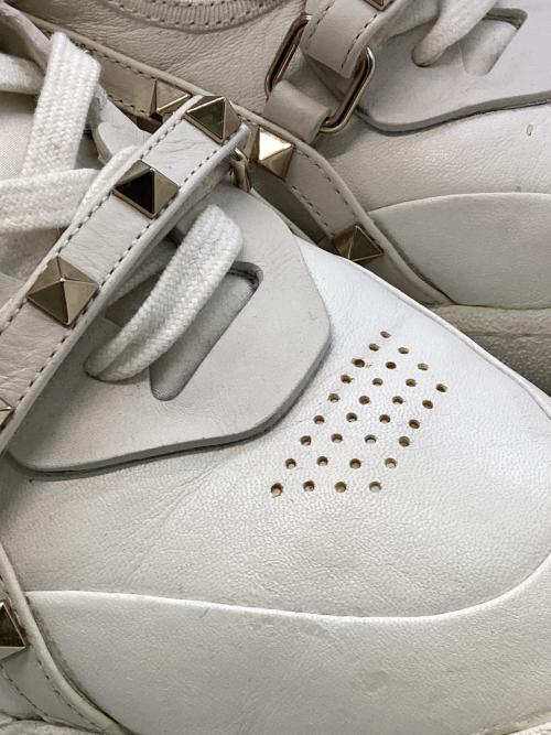 VALENTINO GARAVANI（ヴァレンティノ・ガラヴァーニ）VALENTINO GARAVANI (ヴァレンティノ・ガラヴァーニ) ハイカットスニーカー ホワイト サイズ:39の古着・服飾アイテム