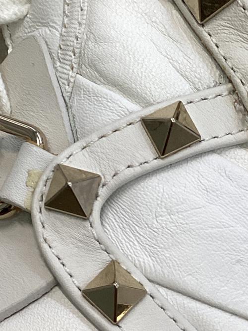 VALENTINO GARAVANI（ヴァレンティノ・ガラヴァーニ）VALENTINO GARAVANI (ヴァレンティノ・ガラヴァーニ) ハイカットスニーカー ホワイト サイズ:39の古着・服飾アイテム