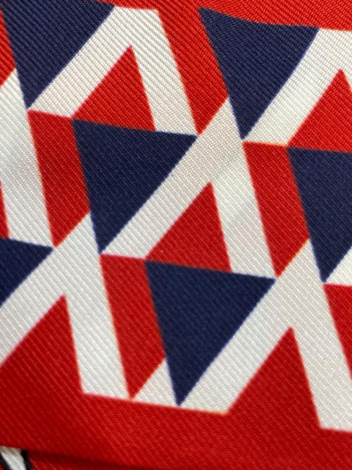 VALENTINO（ヴァレンティノ）VALENTINO (ヴァレンティノ) ツィリー レッドの古着・服飾アイテム