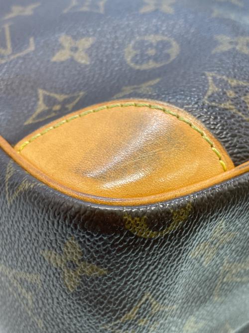 LOUIS VUITTON（ルイ ヴィトン）LOUIS VUITTON (ルイ ヴィトン) ナイル　ショルダーバッグ/メッセンジャーバッグ ブラウンの古着・服飾アイテム