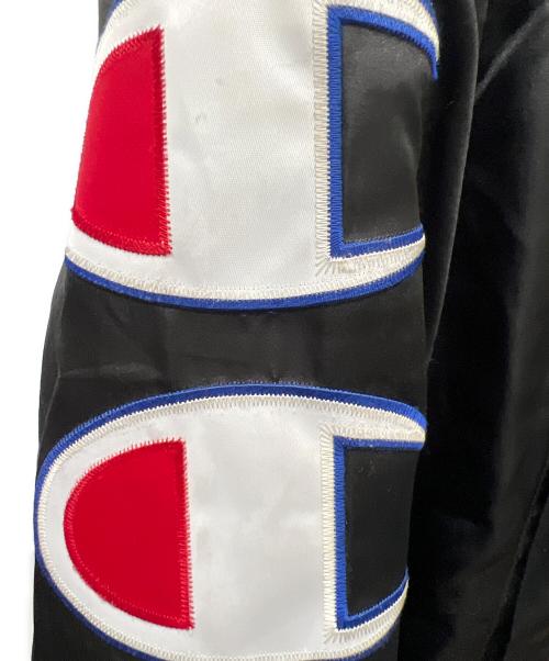 Champion（チャンピオン）Champion (チャンピオン) SUPREME (シュプリーム) Hooded Satin Varsity Jacket ブラック サイズ:Ｌの古着・服飾アイテム