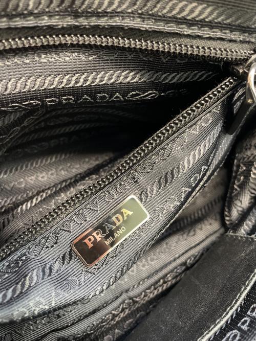 PRADA（プラダ）PRADA (プラダ) 2WAYバッグ ブラックの古着・服飾アイテム