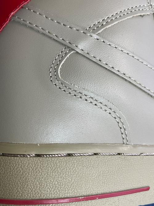 NIKE（ナイキ）NIKE (ナイキ) ハイカットスニーカー ベージュ サイズ:cm27の古着・服飾アイテム