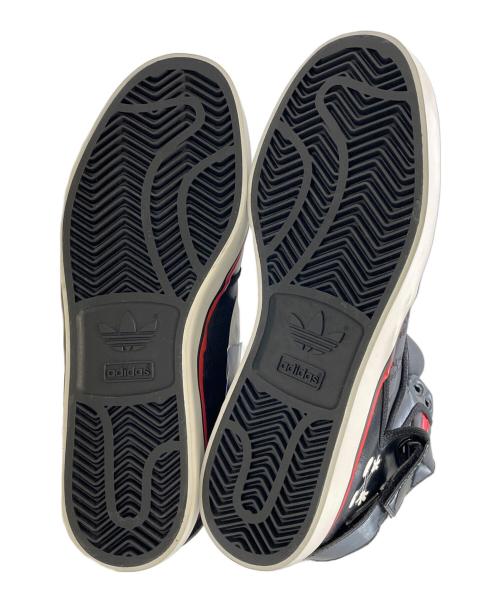 adidas（アディダス）adidas (アディダス) DISNEY (ディズニー) スニーカー ブラック サイズ:JP270の古着・服飾アイテム