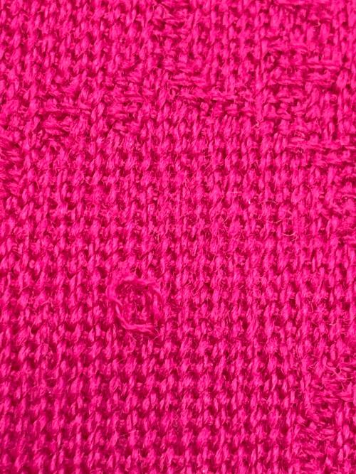 GUCCI（グッチ）GUCCI (グッチ) ストールマフラー ショッキングピンクの古着・服飾アイテム