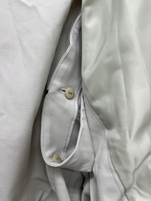 UNITED TOKYO（ユナイテッドトーキョー）UNITED TOKYO (ユナイテッドトーキョー) 2wayケープコート グレー サイズ:FREEの古着・服飾アイテム