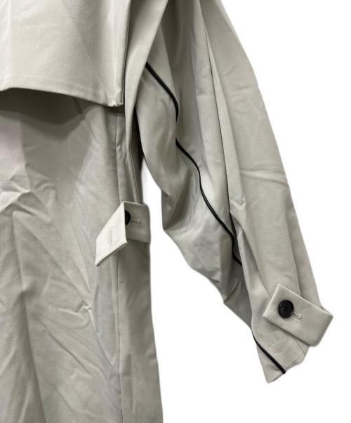 UNITED TOKYO（ユナイテッドトーキョー）UNITED TOKYO (ユナイテッドトーキョー) 2wayケープコート グレー サイズ:FREEの古着・服飾アイテム