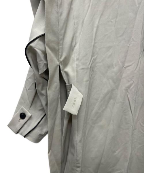 UNITED TOKYO（ユナイテッドトーキョー）UNITED TOKYO (ユナイテッドトーキョー) 2wayケープコート グレー サイズ:FREEの古着・服飾アイテム