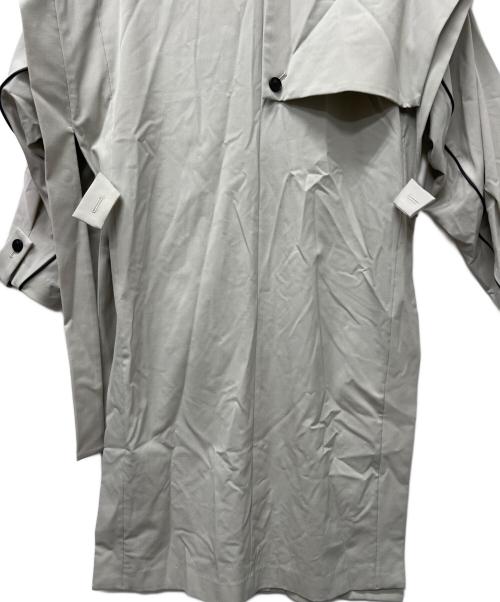 UNITED TOKYO（ユナイテッドトーキョー）UNITED TOKYO (ユナイテッドトーキョー) 2wayケープコート グレー サイズ:FREEの古着・服飾アイテム