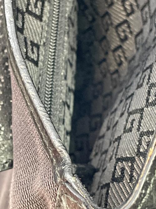 GUCCI（グッチ）GUCCI (グッチ) ハンドバッグ ブラックの古着・服飾アイテム