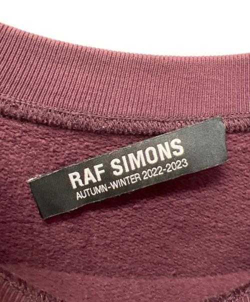 RAF SIMONS（ラフシモンズ）RAF SIMONS (ラフシモンズ) ダメージ加工クルーネックスウェット ブラウン サイズ:Ｍの古着・服飾アイテム