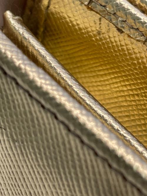 PRADA（プラダ）PRADA (プラダ) 長財布 ゴールドの古着・服飾アイテム