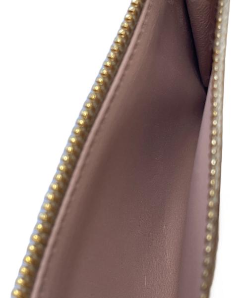 PRADA（プラダ）PRADA (プラダ) 長財布 ゴールドの古着・服飾アイテム