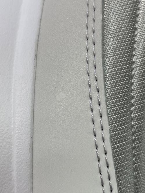 NIKE（ナイキ）NIKE (ナイキ) スニーカー ホワイト サイズ:cm25.5の古着・服飾アイテム