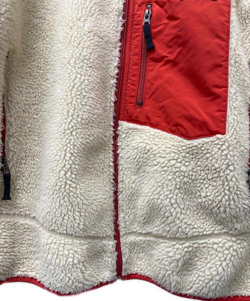 Patagonia（パタゴニア）Patagonia (パタゴニア) クラシックレトロXジャケット アイボリー×オレンジ サイズ:Mの古着・服飾アイテム