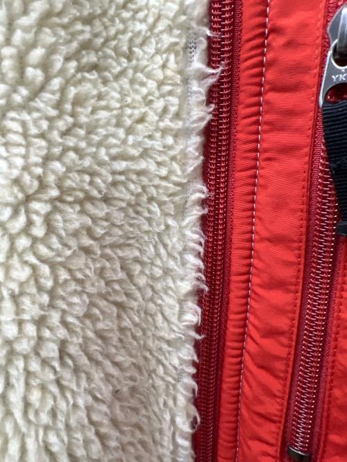 Patagonia（パタゴニア）Patagonia (パタゴニア) クラシックレトロXジャケット アイボリー×オレンジ サイズ:Mの古着・服飾アイテム