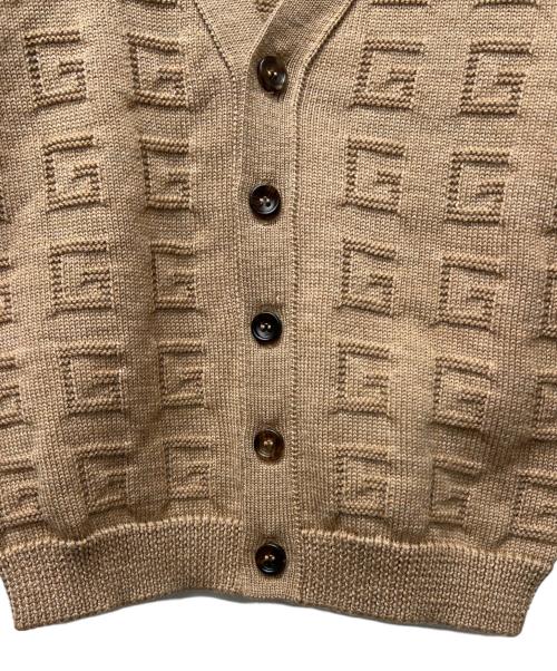 GUCCI（グッチ）GUCCI (グッチ) Vネックカーディガン ベージュ サイズ:18-24の古着・服飾アイテム