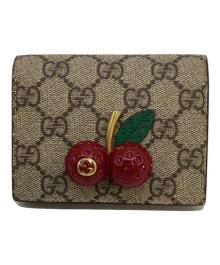 GUCCI（グッチ）の古着「2つ折り財布」｜ベージュ