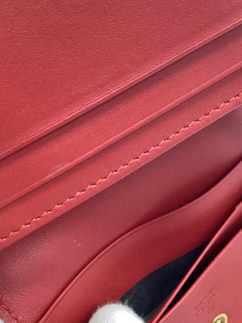 GUCCI（グッチ）GUCCI (グッチ) 2つ折り財布 ベージュの古着・服飾アイテム