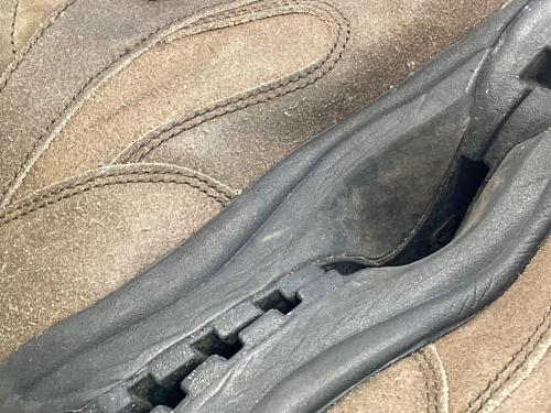 NIKE ACG（ナイキエーシージー）NIKE ACG (ナイキエーシージー) スニーカー ブラウン サイズ:CM24の古着・服飾アイテム