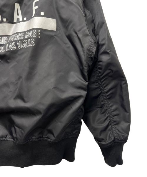 AVIREX（アヴィレックス）AVIREX (アヴィレックス) LIGHT MA-1 REMODEL TACTICS 2 ブラック サイズ:Ｌの古着・服飾アイテム