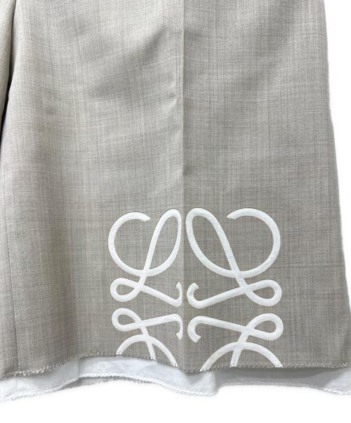 LOEWE（ロエベ）LOEWE (ロエベ) アナグラムショーツ ベージュ サイズ:３４の古着・服飾アイテム
