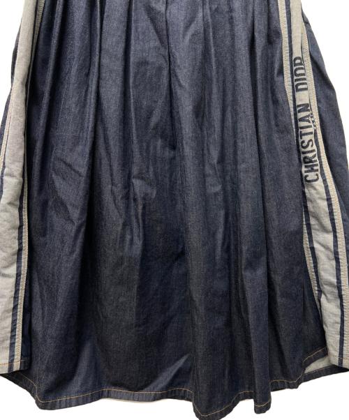 Christian Dior（クリスチャン ディオール）Christian Dior (クリスチャン ディオール) ロゴラインデニムロングスカート インディゴ サイズ:３８の古着・服飾アイテム