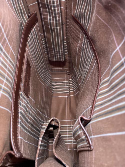 MOTHERHOUSE（マザーハウス）MOTHERHOUSE (マザーハウス) スクエアリュック ブラウンの古着・服飾アイテム