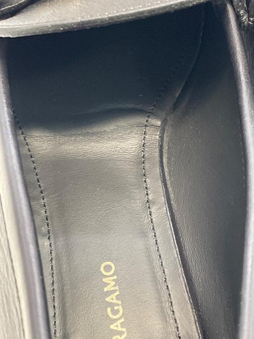 Ferragamo（フェラガモ）Ferragamo (フェラガモ) ローファー ダークブラウン サイズ:SIZE 6 1/2の古着・服飾アイテム