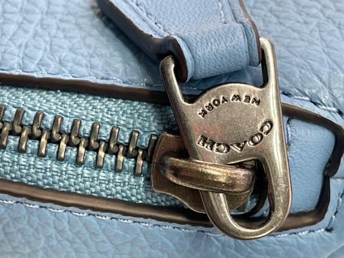 COACH（コーチ）COACH (コーチ) ワーレン ミニ ベルト バッグ ライトブルーの古着・服飾アイテム