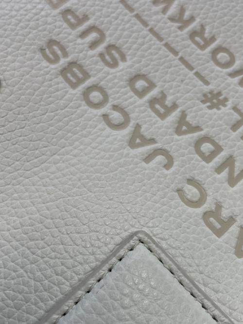 MARC JACOBS（マークジェイコブズ）MARC JACOBS (マークジェイコブズ) 2WAYレザートートバッグ ホワイトの古着・服飾アイテム