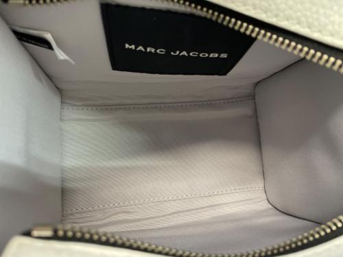 MARC JACOBS（マークジェイコブズ）MARC JACOBS (マークジェイコブズ) 2WAYレザートートバッグ ホワイトの古着・服飾アイテム