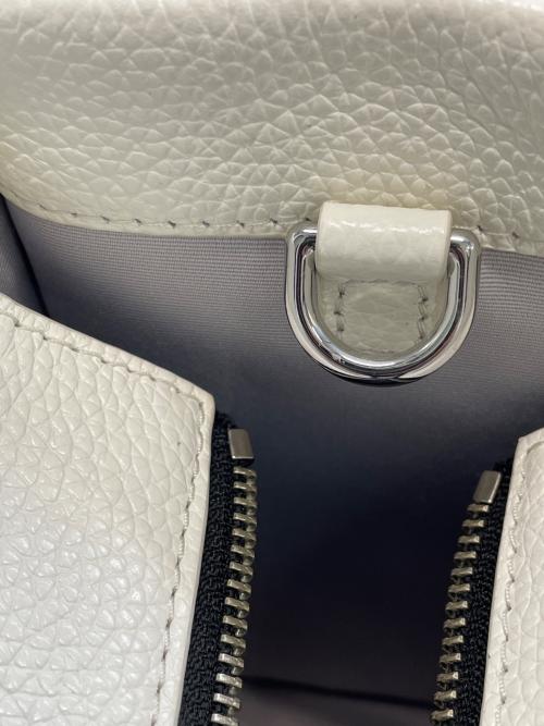 MARC JACOBS（マークジェイコブズ）MARC JACOBS (マークジェイコブズ) 2WAYレザートートバッグ ホワイトの古着・服飾アイテム