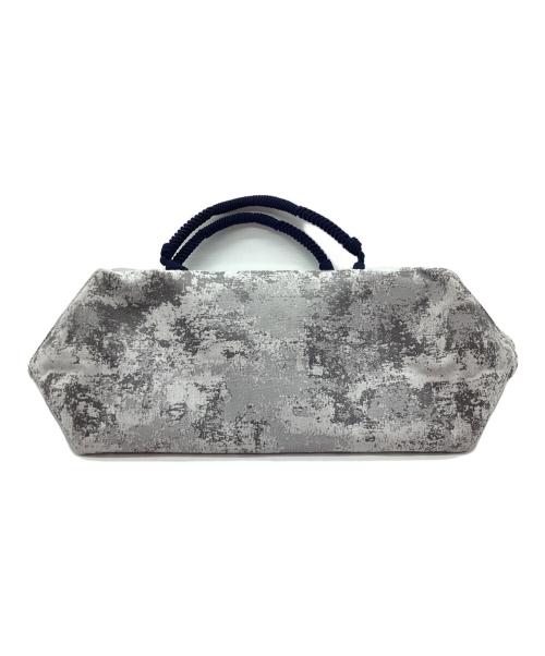 MANIUNO（マニウノ）MANIUNO (マニウノ) トートバッグ ホワイト×グレーの古着・服飾アイテム