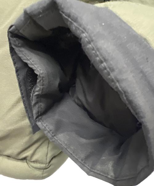 THE NORTH FACE（ザ ノース フェイス）THE NORTH FACE (ザ ノース フェイス) ダウンジャケット カーキ×ブラック サイズ:Ｓの古着・服飾アイテム