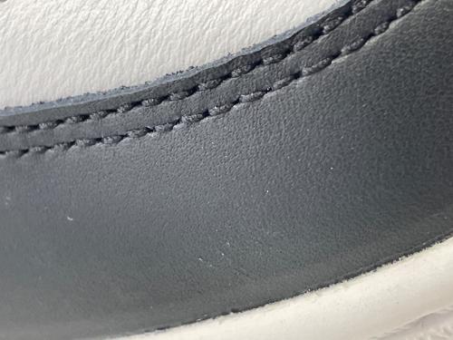 NIKE（ナイキ）NIKE (ナイキ) ハイカットスニーカー ホワイト×ブラック サイズ:SIZE 27.5cmの古着・服飾アイテム