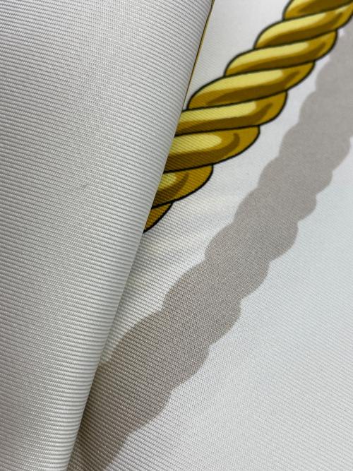 HERMES（エルメス）HERMES (エルメス) スカーフ ネイビー×ホワイトの古着・服飾アイテム