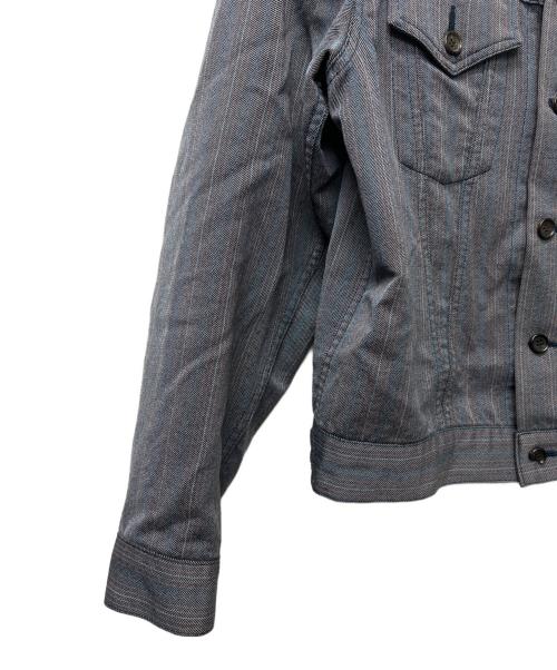 COMME des GARCONS JUNYA WATANABE MAN（コム デ ギャルソン ジュンヤ ワタナベ マン）COMME des GARCONS JUNYA WATANABE MAN (コム デ ギャルソン ジュンヤ ワタナベ マン) LEVI'S (リーバイス) デニムトラッカージャケット インディゴ サイズ:Ｌの古着・服飾アイテム