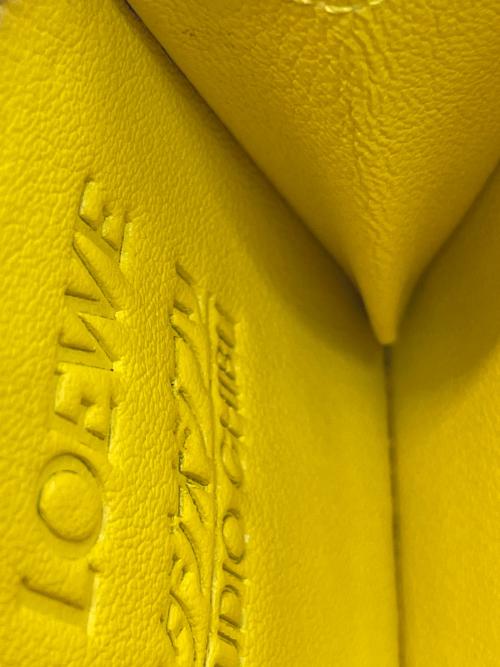 LOEWE（ロエベ）LOEWE (ロエベ) コインケース イエローの古着・服飾アイテム