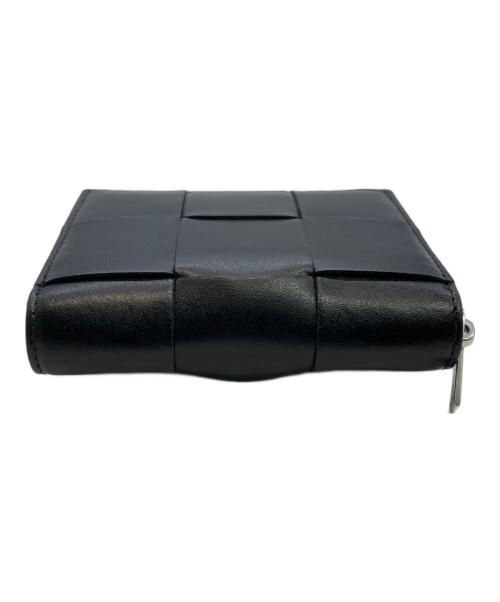 BOTTEGA VENETA（ボッテガベネタ）BOTTEGA VENETA (ボッテガベネタ) 2つ折り財布 ブラックの古着・服飾アイテム