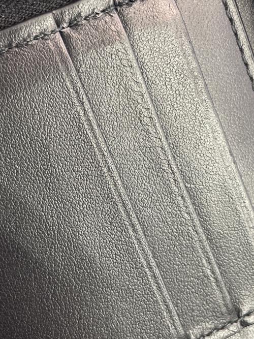 BOTTEGA VENETA（ボッテガベネタ）BOTTEGA VENETA (ボッテガベネタ) 2つ折り財布 ブラックの古着・服飾アイテム