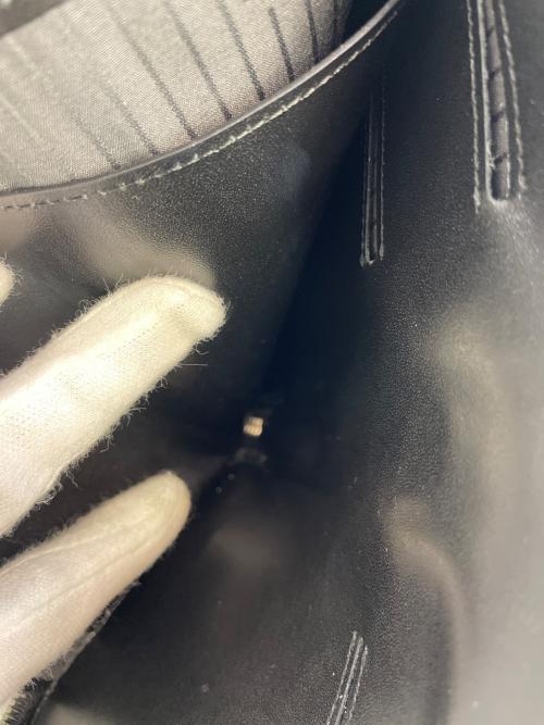 ITTI（イッチ）ITTI (イッチ) 財布 ブラックの古着・服飾アイテム