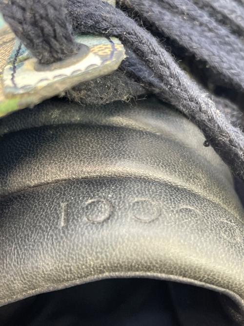 GUCCI（グッチ）GUCCI (グッチ) ハイカットスニーカー ベージュ×ネイビー サイズ:SIZE 7の古着・服飾アイテム