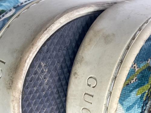 GUCCI（グッチ）GUCCI (グッチ) ハイカットスニーカー ベージュ×ネイビー サイズ:SIZE 7の古着・服飾アイテム