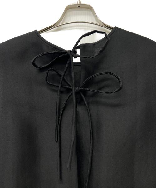 j.someone precious（ジェイドット サムワンプレシャス）j.someone precious (ジェイドット サムワンプレシャス) オクタダブルクロスバックリボンブラウス ブラック サイズ:Ｌの古着・服飾アイテム
