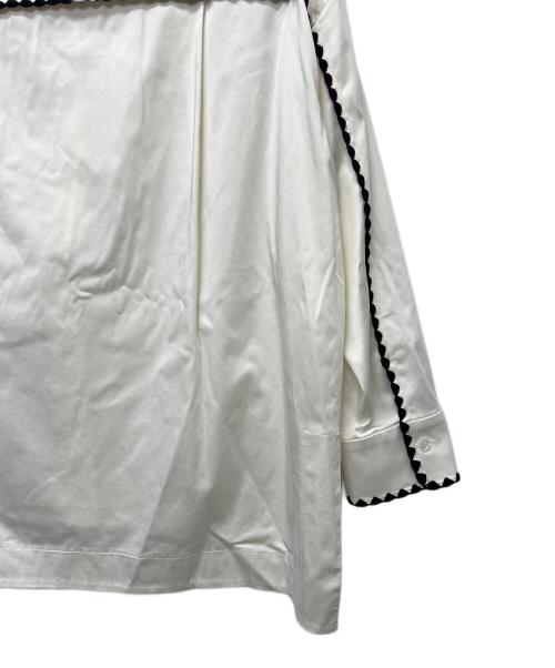 YORI（ヨリ）YORI (ヨリ) 長袖ブラウス アイボリー×ブラック サイズ:３６の古着・服飾アイテム