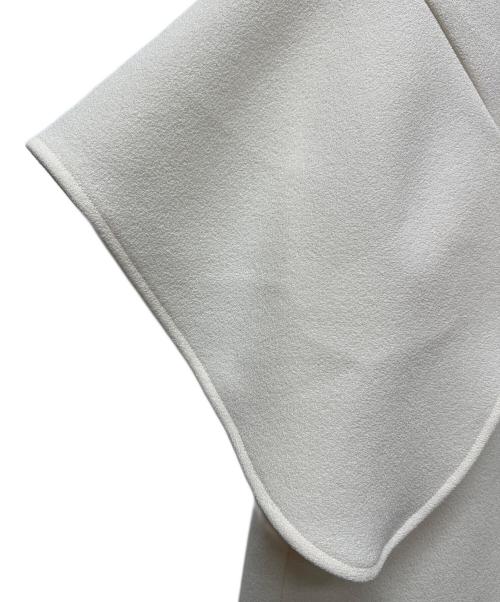 AKIRA NAKA（アキラナカ）AKIRA NAKA (アキラナカ) 半袖ブラウス アイボリー サイズ:２の古着・服飾アイテム