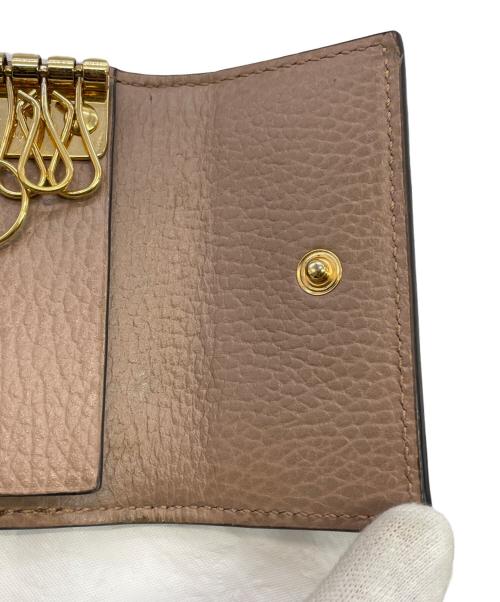 GUCCI（グッチ）GUCCI (グッチ) キーケース ベージュ サイズ:-の古着・服飾アイテム